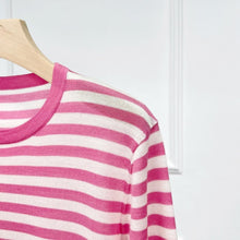 Cargar imagen en el visor de la galería, Lisa Striped Knit Extra Fine Merino Round Neck Sweater