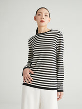 Cargar imagen en el visor de la galería, Lisa Striped Knit Extra Fine Merino Round Neck Sweater