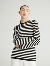 Cargar imagen en el visor de la galería, Lisa Striped Knit Extra Fine Merino Round Neck Sweater
