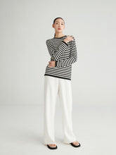Cargar imagen en el visor de la galería, Lisa Striped Knit Extra Fine Merino Round Neck Sweater
