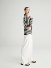 Cargar imagen en el visor de la galería, Lisa Striped Knit Extra Fine Merino Round Neck Sweater