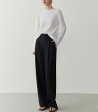 将图片加载到图库查看器,Lisa Extra Fine Merino Round Neck Long Sleeve Sweater