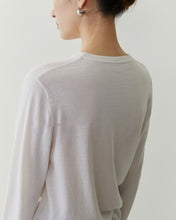 将图片加载到图库查看器,Lisa Extra Fine Merino Round Neck Long Sleeve Sweater