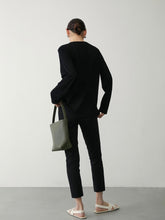 将图片加载到图库查看器,Lisa Extra Fine Merino Round Neck Long Sleeve Sweater