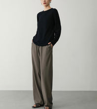 将图片加载到图库查看器,Lisa Extra Fine Merino Round Neck Long Sleeve Sweater