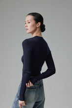 画像をギャラリービューアに読み込む, Cindy Pit Knit Extra Fine Merino Sweater