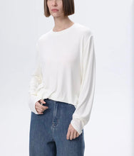 Load image into Gallery viewer, Cashfeel Round Neck Long Sleeve T-Shirt