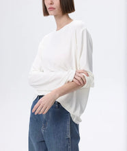 Load image into Gallery viewer, Cashfeel Round Neck Long Sleeve T-Shirt