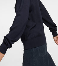 Load image into Gallery viewer, Druyes Ultra-Fine Merino Wool Round Neck Long Sleeve Sweater