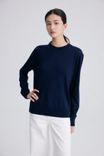 Load image into Gallery viewer, Druyes Ultra-Fine Merino Wool Round Neck Long Sleeve Sweater