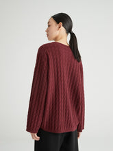 Charger l'image dans la galerie, Arshan Cable Knit Cashmere Sweater