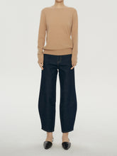 Load image into Gallery viewer, Deluxe Essential Premier Cashmere Round Neck Sweater