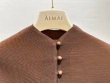 Load image into Gallery viewer, Goffer Gilda Pleated Blouse