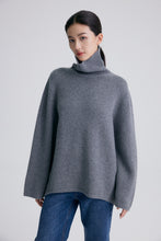 Load image into Gallery viewer, Cambridge Wool-Cashmere Oversized Turtleneck Sweater