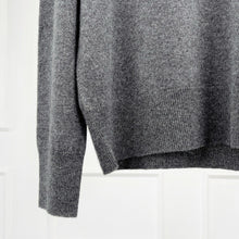 Load image into Gallery viewer, Clara Seamless Premier Cashmere Crew Neck Sweater