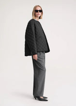 Charger l'image dans la galerie, Symbol Diamond-Pattern Round Neck Coat