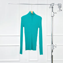 将图片加载到图库查看器,CLAIRE Merino Wool Turtleneck