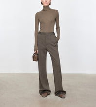 将图片加载到图库查看器,Rose Super Fine Seamless Merino Wool Turtleneck