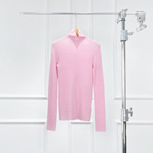 将图片加载到图库查看器,Rose Super Fine Seamless Merino Wool Turtleneck