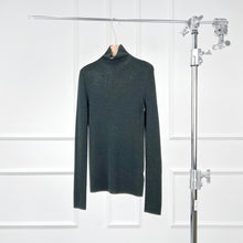 将图片加载到图库查看器,Rose Super Fine Seamless Merino Wool Turtleneck