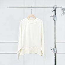 Charger l'image dans la galerie, Kyoto Round Neck Relaxed Sweatshirt