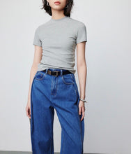 Charger l'image dans la galerie, Jade Tee Small High Round Neck