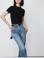 Charger l'image dans la galerie, Jade Tee Small High Round Neck