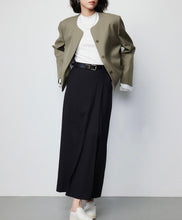 Charger l'image dans la galerie, Jade Tee Small High Round Neck