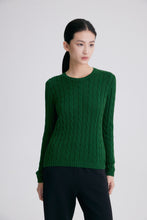 将图片加载到图库查看器,Classic Cable Round Neck Cable Knit Sweater