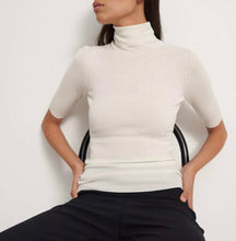 Load image into Gallery viewer, Lydia Merino Wool Turtleneck Short Sleeves Sweater
