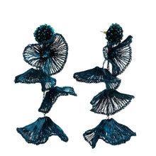 Cargar imagen en el visor de la galería, Kai Bloom Hand-Made Earrings