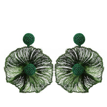 Cargar imagen en el visor de la galería, Amrita Earrings