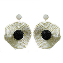 Cargar imagen en el visor de la galería, Patchouli Sunflower Beads Earring & Ring Set