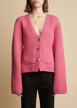 Charger l'image dans la galerie, Scarlet Heavyweight Premier Cashmere Cardigan