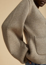 Charger l'image dans la galerie, Scarlet Heavyweight Premier Cashmere Cardigan