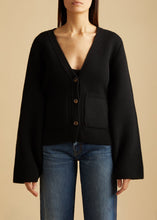 Charger l'image dans la galerie, Scarlet Heavyweight Premier Cashmere Cardigan