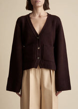 Charger l'image dans la galerie, Scarlet Heavyweight Premier Cashmere Cardigan