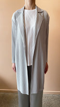 Load image into Gallery viewer, Goffer Trench Coat