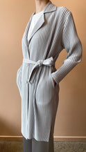 Load image into Gallery viewer, Goffer Trench Coat