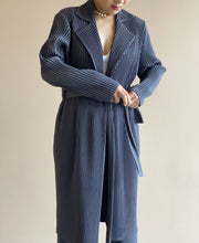 Load image into Gallery viewer, Goffer Trench Coat