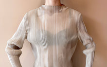 Load image into Gallery viewer, Goffer Studio Long Sleeve Top