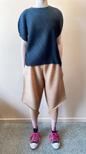 Cargar imagen en el visor de la galería, Goffer Cone Pant