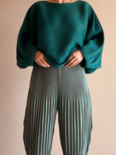 Cargar imagen en el visor de la galería, Goffer Balloon Blouse