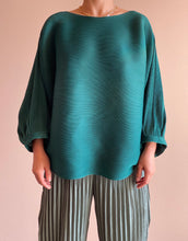 Cargar imagen en el visor de la galería, Goffer Balloon Blouse