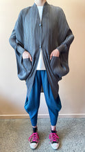 Load image into Gallery viewer, Goffer Willow Light Jacket
