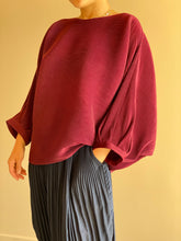 Cargar imagen en el visor de la galería, Goffer Balloon Blouse