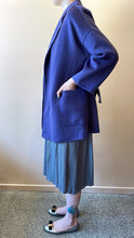 Cargar imagen en el visor de la galería, ÀIMAI Bathrobe Cropped Cashmere Wool Coat