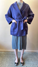 Cargar imagen en el visor de la galería, ÀIMAI Bathrobe Cropped Cashmere Wool Coat
