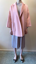 Cargar imagen en el visor de la galería, ÀIMAI Bathrobe Cropped Cashmere Wool Coat