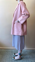 Cargar imagen en el visor de la galería, ÀIMAI Bathrobe Cropped Cashmere Wool Coat